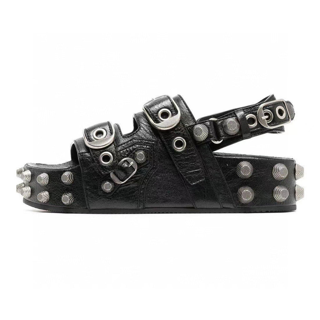 Rivet fashion sandals for men and women in summer, versatile, flat bottomed, height increasing, wear-resistant sandals for outdoor wear, casual slippers eprolo