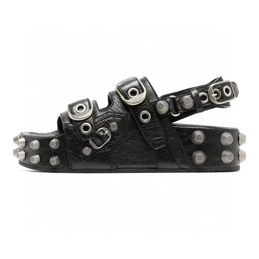 Rivet fashion sandals for men and women in summer, versatile, flat bottomed, height increasing, wear-resistant sandals for outdoor wear, casual slippers eprolo
